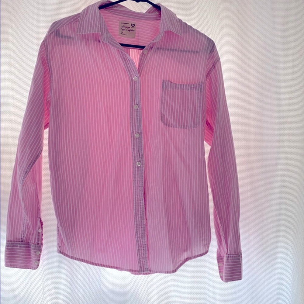 Size small American Eagle pink stripe button down